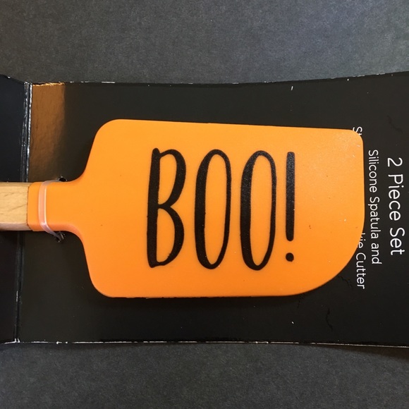 Halloween Boo Silicone Spatula Ghost Cookie Cutter - Picture 6 of 6